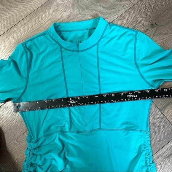 Athleta Top Hot Shot Performance Long Sleeve Ruching Activewear Run Medium - Picture 8 of 13